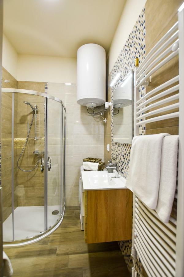 Christine Apartment Close To The Buda Castle Boedapest Buitenkant foto
